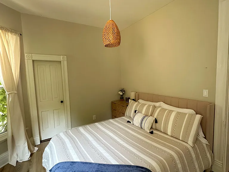 369 Maitland St #UPPER — Photo 6