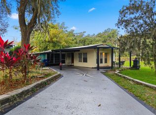 6147 Ridgewood Dr, Zephyrhills, FL 33542