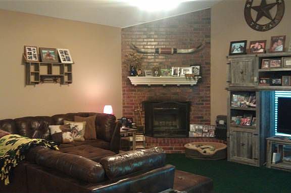 2nd image of 1607 W Lake Dr