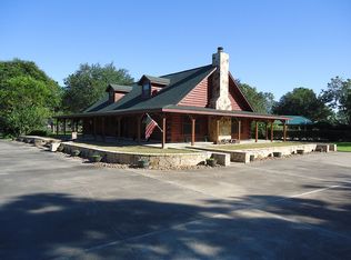 7522 Pigeon Dr, Hitchcock, TX 77563