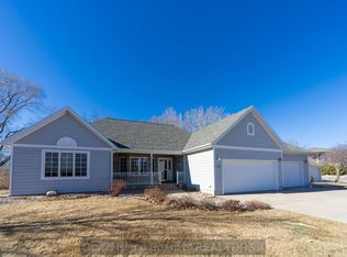 32 Lillian Ln, Doniphan, NE 68832