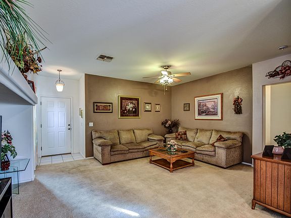 5th image of 816 W Spruell Ave