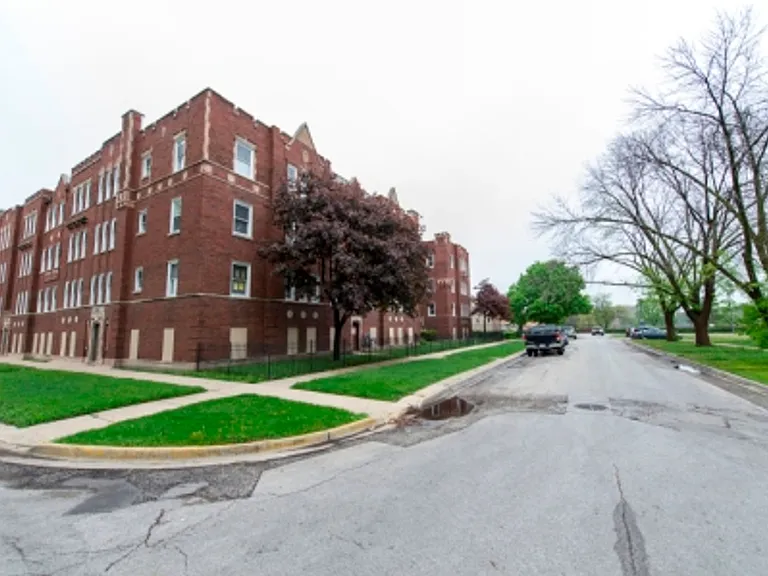 1010 S 2nd — Photo 31