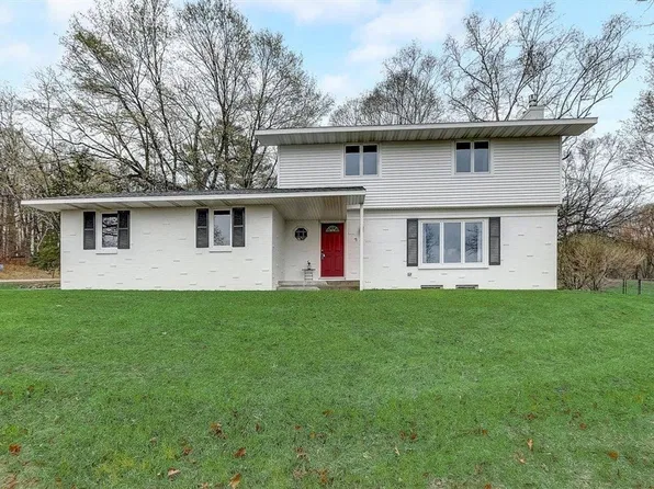 17742 Fairlawn Ave, Prior Lake, MN 55372