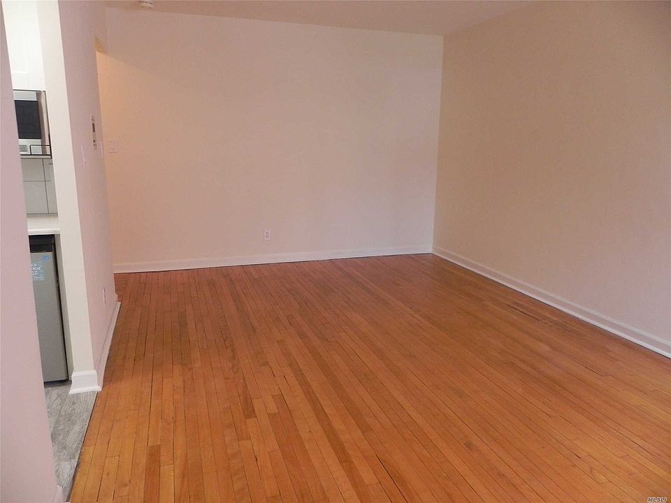 15 Clent Rd Great Neck NY Zillow