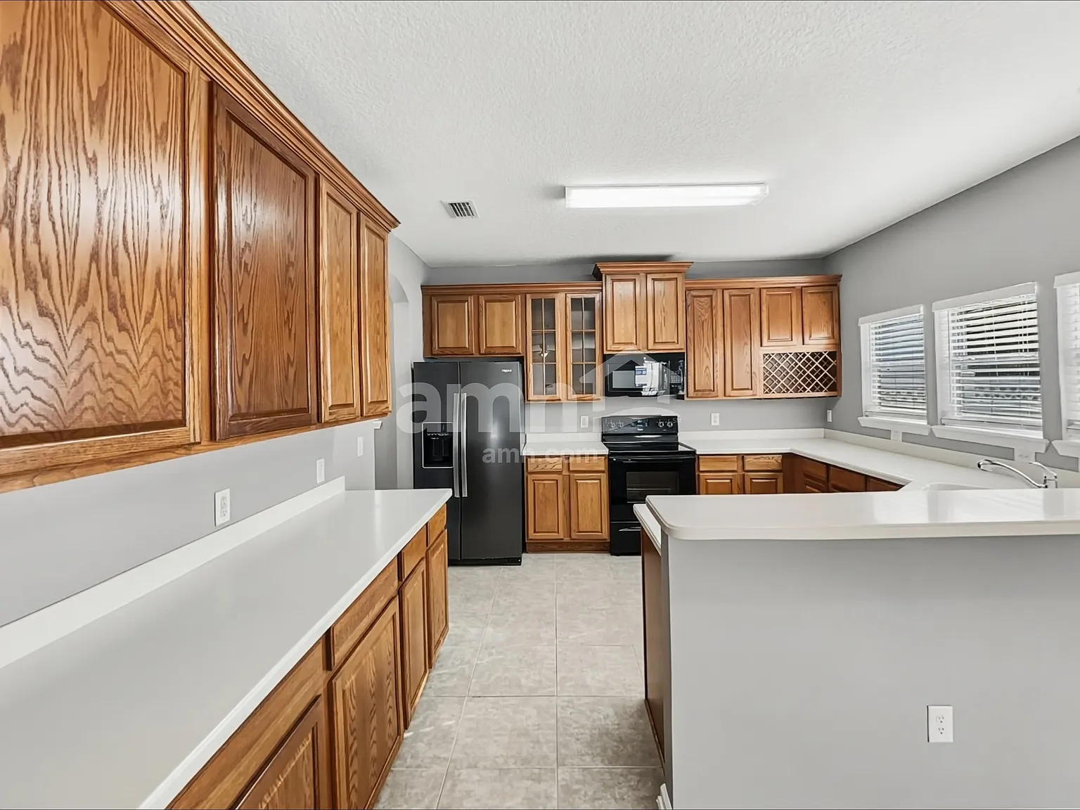 3 bed, 2.5 bath, 2530 sqft, $2,695 — Photo 4