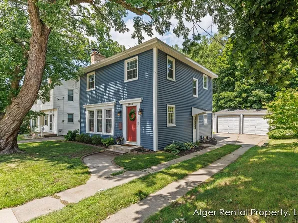 1039 Alger St SE, Grand Rapids, MI 49507