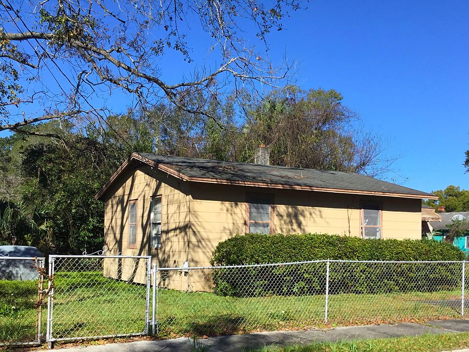 1st image of 1435 Royal Court Ln