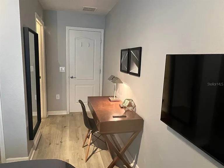 8831 Geneve Ct — Photo 22