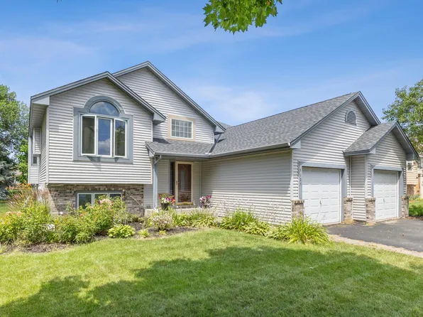 9125 Woodhall Xing N, Brooklyn Park, MN 55443