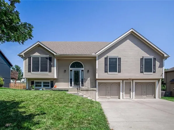 8820 NE 110th St, Kansas City, MO 64157