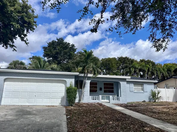 6777 NW 4th St, Pompano Beach, FL 33063