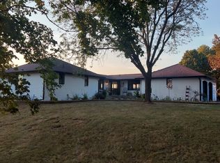 29860 Grennan Rd, Rock Falls, IL 61071