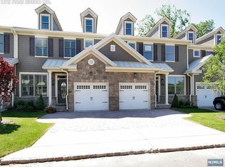 1605 Whitney Ln, Allendale, NJ 07401