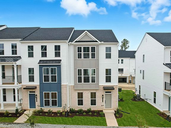 Richmond 2242 D Floor Plan in Oasis Community