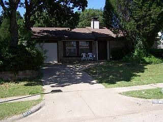 1st image of 6719 Woodhill Rd