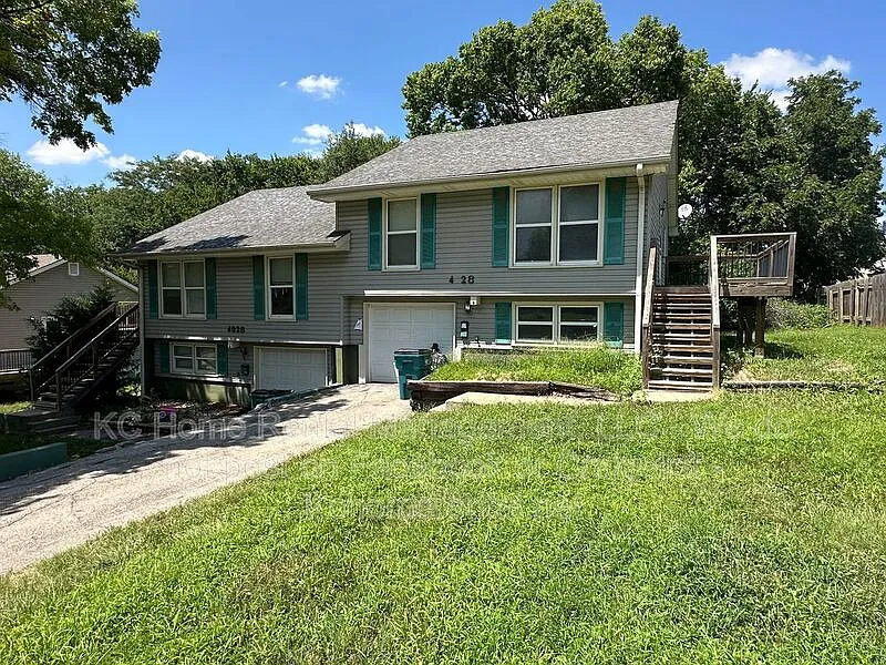 2 bed, 1.0 bath, $1,195 — Photo 3