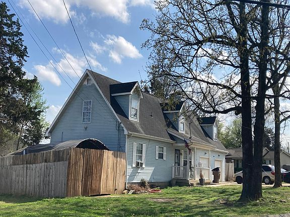 3rd image of 4864 Peppertree Dr