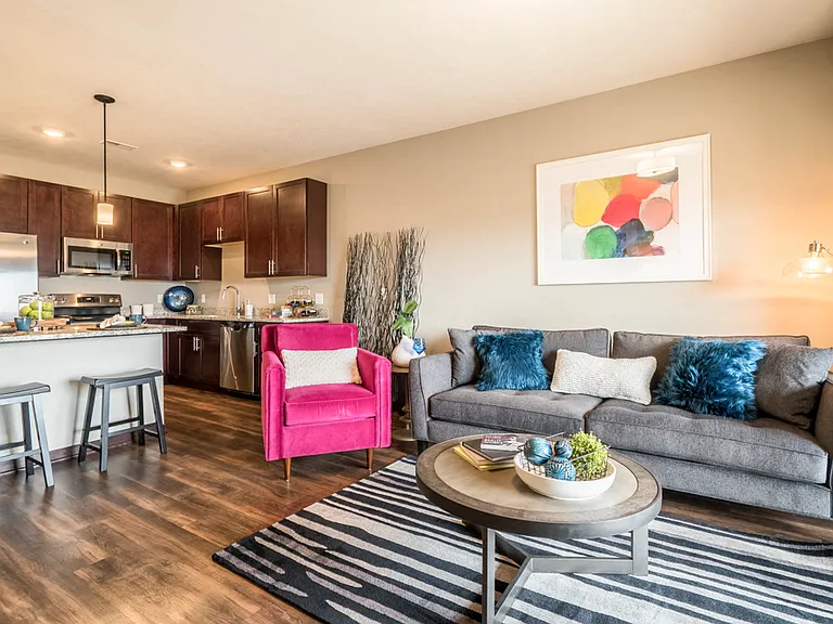 360 at Jordan West — Photo 71