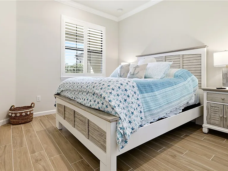 4864 Overton Cir — Photo 18