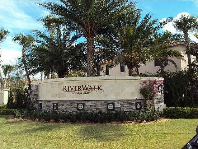 1st image of 112 Riverwalk Cir W