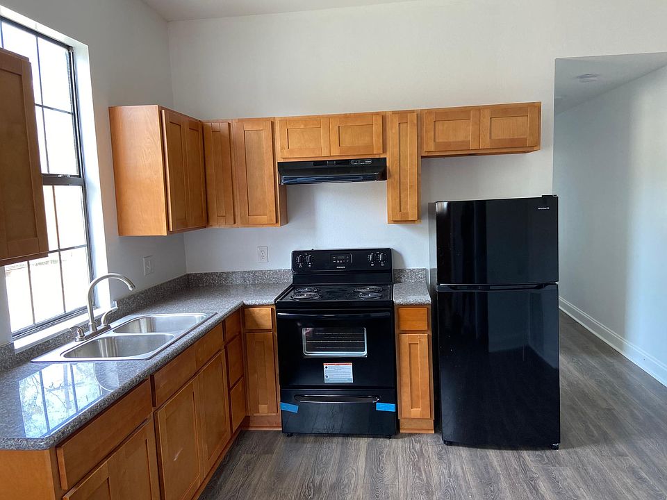 1st image of 2138 New Orleans St #B