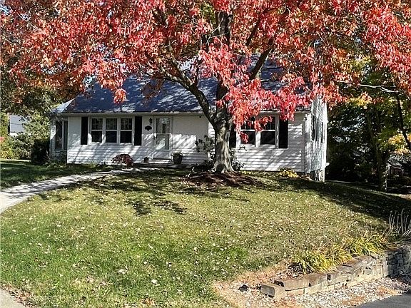 2nd image of 1618 Myers Dr