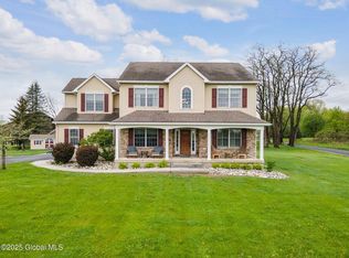 11 Weisheit Rd, Glenmont, NY 12077