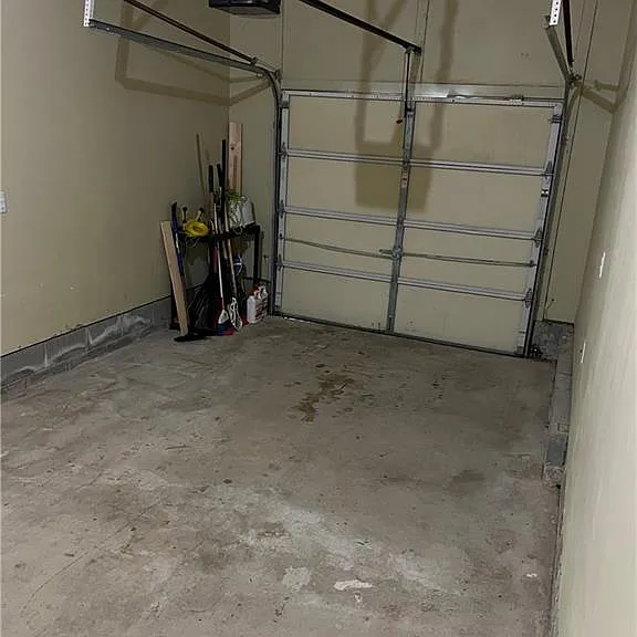 305 Garcia Dr — Photo 15