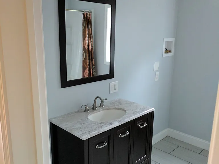 417 Greenlodge St #2 — Photo 7