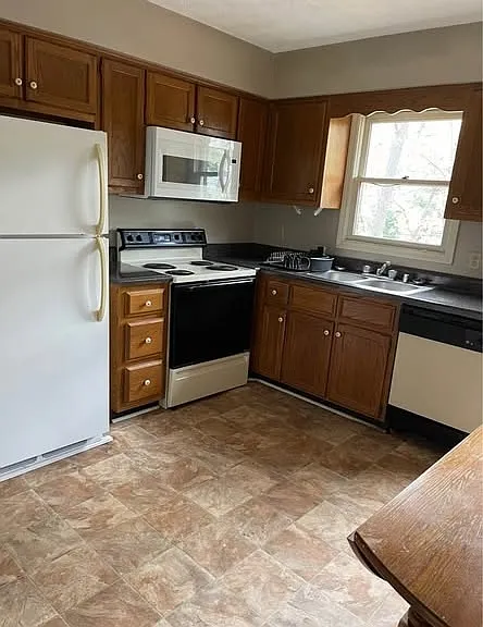 337 High St — Photo 3