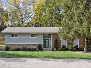 3206 Five Oaks Pl, Louisville, KY 40207