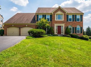 5933 Taylor Ridge Dr, West Chester, OH 45069