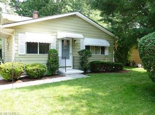 990 Bryce Ave, Aurora, OH 44202