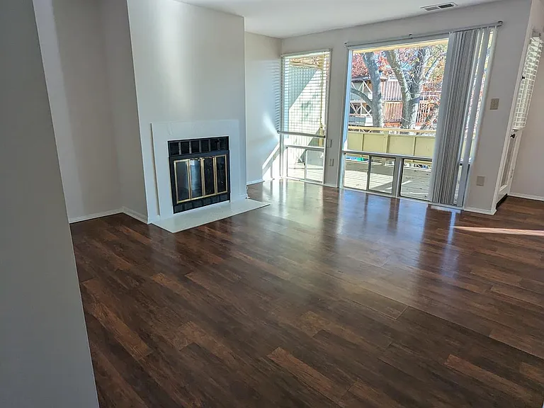 7145 Donnell Pl #D3 — Photo 8