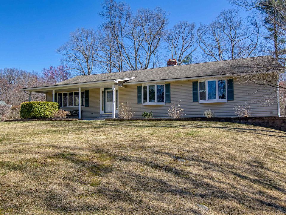 1st image of 4 Ponderosa Drive