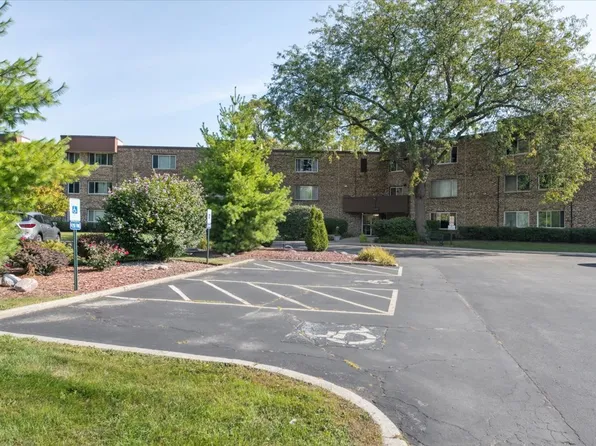 2600 Brookwood Way Dr APT 212, Rolling Meadows, IL 60008