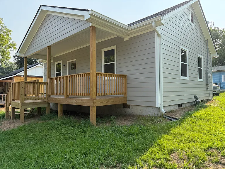 312 Cedar St — Photo 21