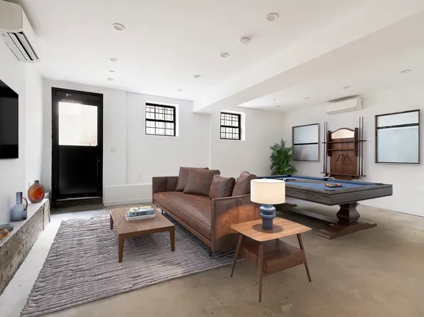 431 Wilson Avenue image 5 of 6