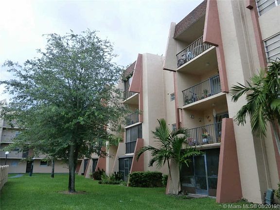 2nd image of 13715 Kendale Lakes Cir APT A-308