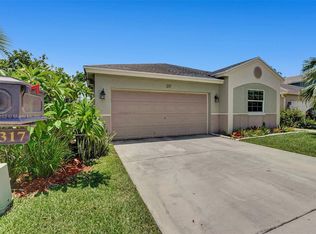 317 W Riverbend Dr, Fort Lauderdale, FL 33326