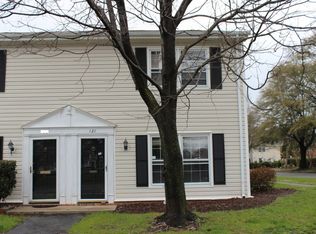 121 Towne Square Dr, Newport News, VA 23607