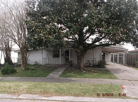 1st image of 1915 Friedrica St
