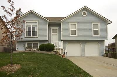 1st image of 1405 SW Highland Dr