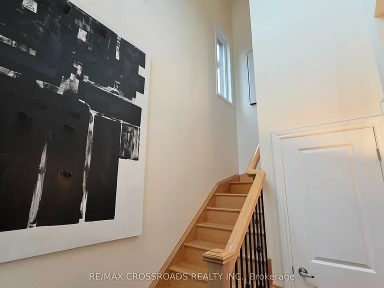 60 Puisaya Dr — Photo 8