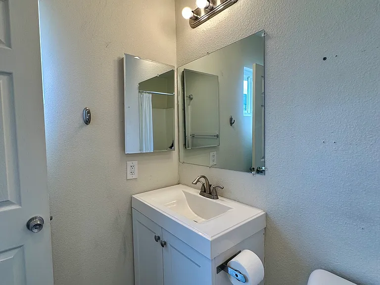 4127 Idaho St #F — Photo 15