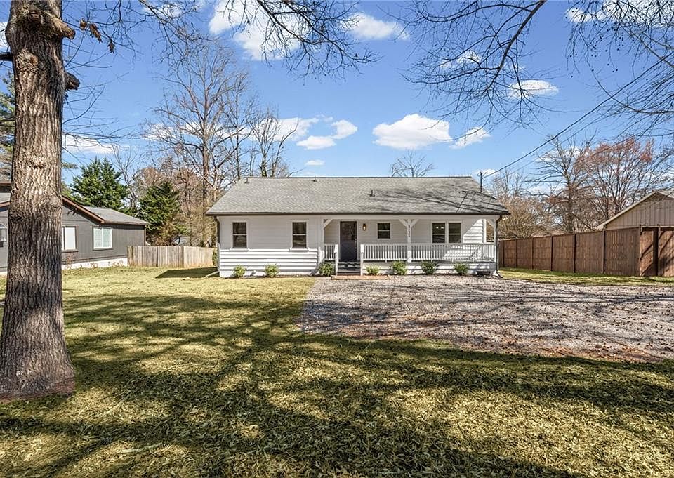 1st image of 3125 Mangum Dr