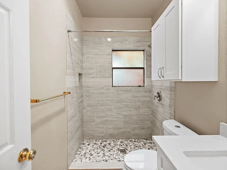 2706 Salado St #210 — Photo 22