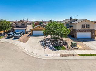 2704 Snowy Rock Pl, El Paso, TX 79938