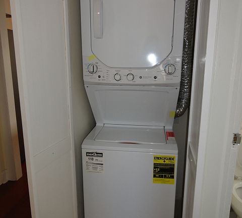 4th image of 2121 41st St